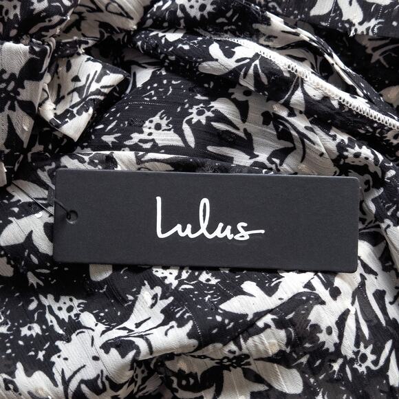 Lulus Floral Ruffle Wrap Skirt Black White Size M Romantic Garden Party NWT - Picture 5 of 7